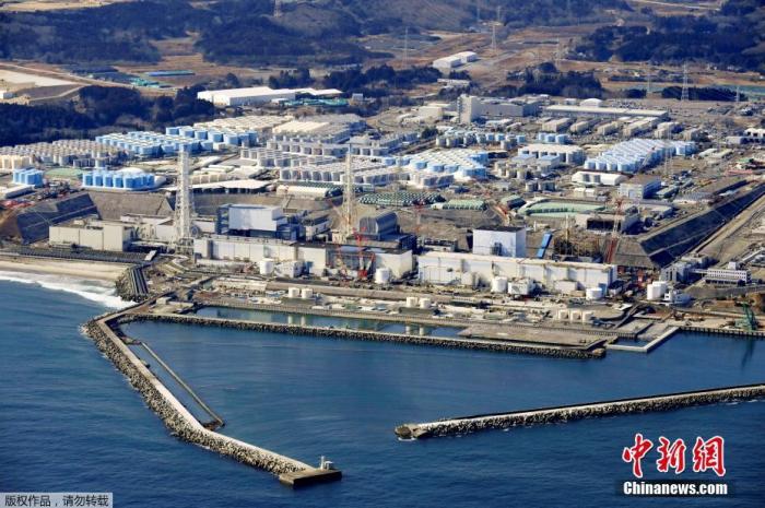 图为2月13日的日本福岛第一核电站。