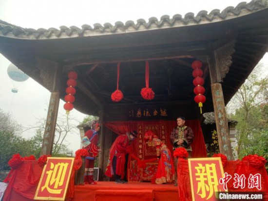 西溪湿地独具特色的水乡婚俗——拜堂 西溪湿地 供图